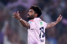 Gujarat Titans Mohammed Siraj 8K wallpaper