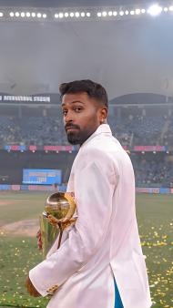 భారత క్రికెట్ టీమ్ హార్దిక్ పాండ్యా 4K వాల్‌పేపర్