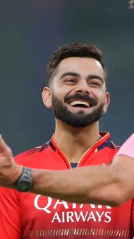 RCB Virat Kohli phone wallpaper 4K